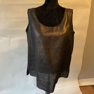 Sportsworks studio short sleeve blouse